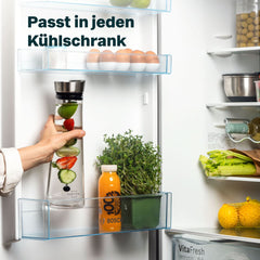 Wasserkaraffe mit Spieß