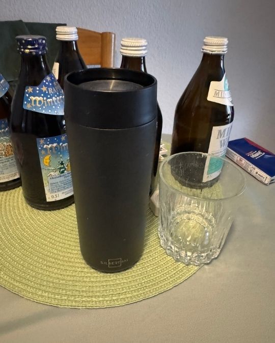 Kundenfoto: Thermobecher schwarz